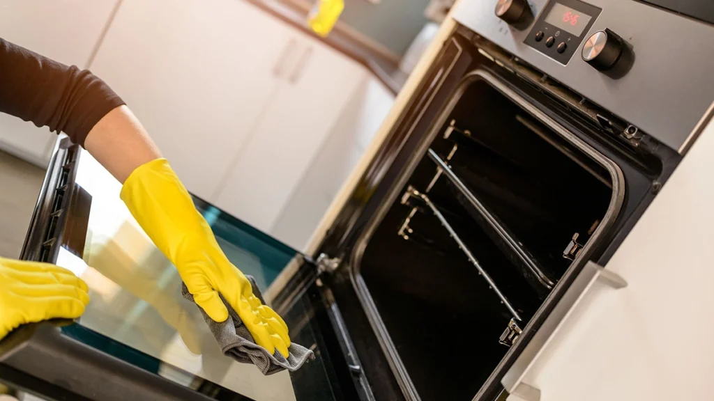 How to clean oven without chemicals