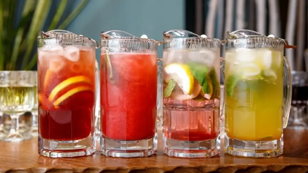 Detox drinks, smoothies