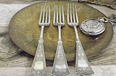 How to clean silverware